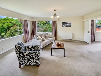 Spacious Family Living in Tranquil Tirohanga