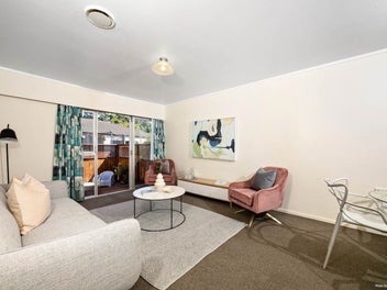 Affordable, Spacious & Solid – Mt Roskill Gem!