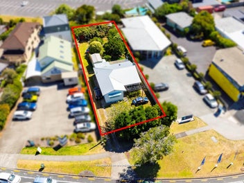 Prime Location with Endless Potential!