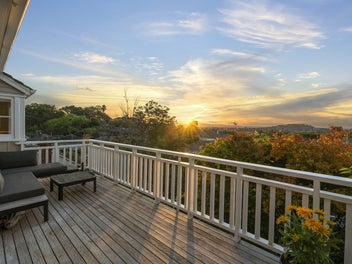 Sun and Views - A Three Kings Gem