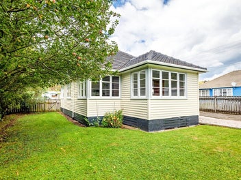 Charming Renovated Family Home!