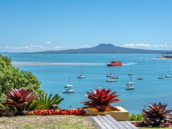 Coastal elegance with incredible views in Macleans