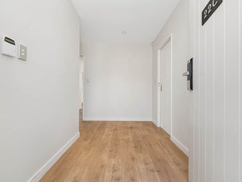 Large family perfect with Brilliant Location!!