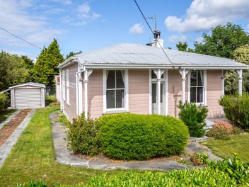 Charming character cottage in prime location