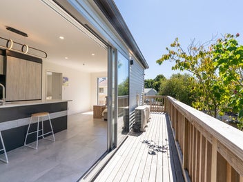 Near-New Standalone Home in Double Westlake Zone