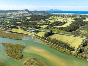 Waterfront Retreat - Major Investment Potential
