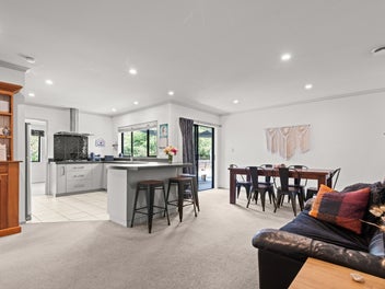 Private lifestyle living in Pohangina.