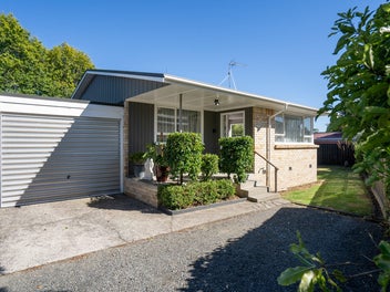 Nestled in King Street