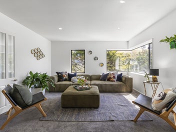 Spacious, Sunny & Convenient