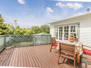 TIMELESS FAMILY HOME