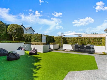 Timeless Parnell Villa - Rare Opportunity Awaits