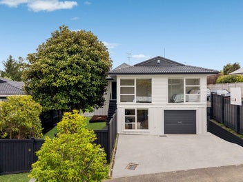 Modern Living in Meadowbank - A Must-See Home!
