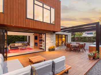 High-Spec Hideaway