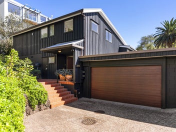 The Quiet Life in Parnell - View Now!