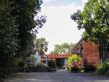 For Sale Private Bush Retreat in Clive
