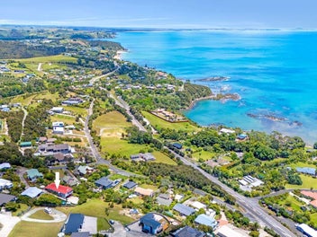 Bay View Bliss – A Home You’ll Love