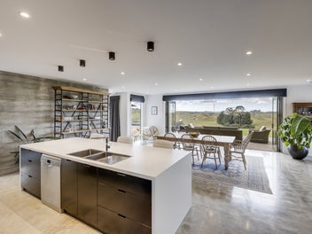 Luxury living with exceptional views!