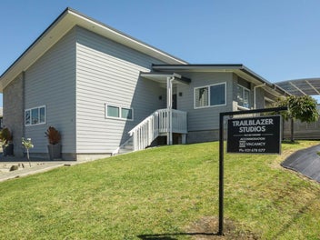 Prime Home & Thriving Accommodation Opportunity