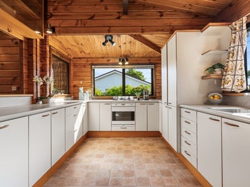Space, Views & Potential!