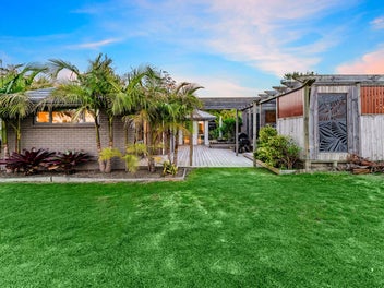 Last Weekend To View Before The Auction!