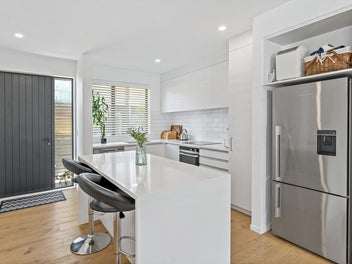 Stylish & Secure - Freehold Townhouse Living