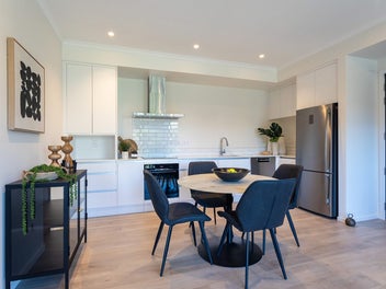 Fantastic Ground Floor Apartment with Carpark