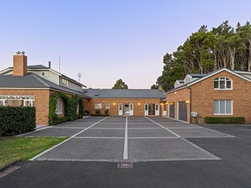 Elegant Country Living in Coatesville