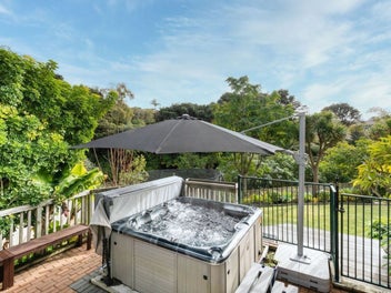 Private Home in Native Bush