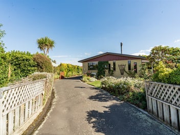 Super Location. Super Home
