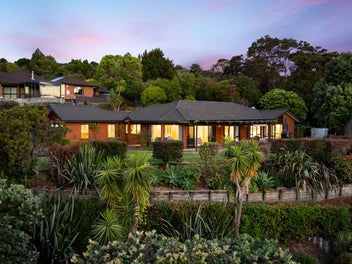 Lifestyle Living with Panoramic Views