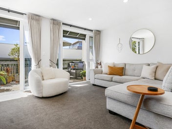 Effortless Modern Living