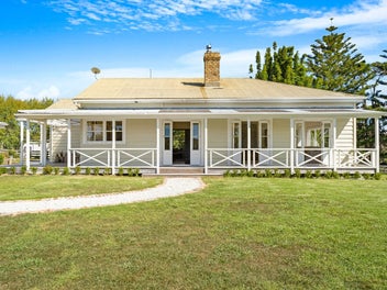 The old cellar door - Matakana
