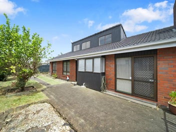 Golden Circle of Papatoetoe