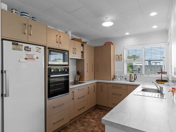 Charming Townhouse Close to Town