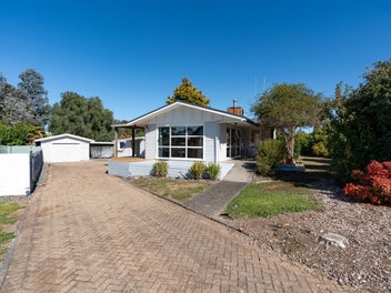 Two Houses, One Title: A Special Opportunity