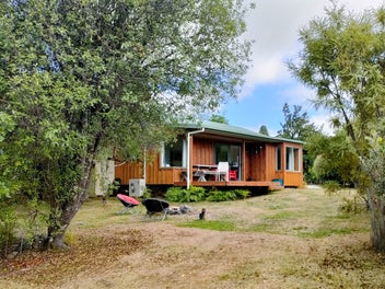 Image 1 of 21