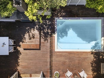 ULTIMATE ENTERTAINER WITH A POOL!