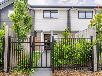 PERFECTLY POSITIONED FOR $599,000!