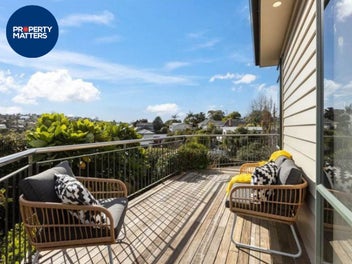 Stunning = Rangitoto zone + Beach + Family