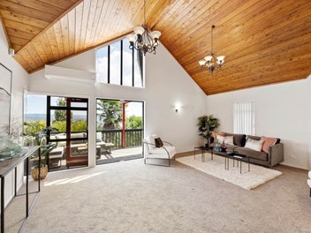 UPSIZED & UNIQUE - ULTRA LIVING ON OFFER