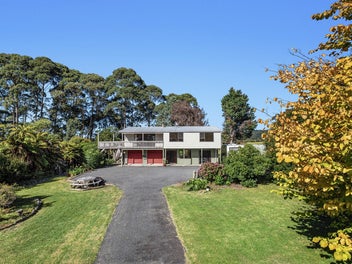 Image 1 of 40