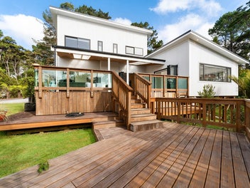 Beautiful rural setting in private gated community