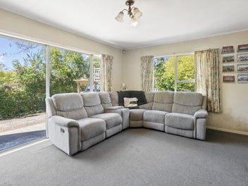High-Value Potential in Henderson!