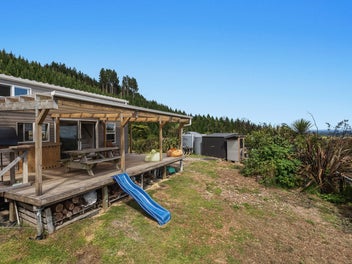 Living Off Grid With All the Comforts
