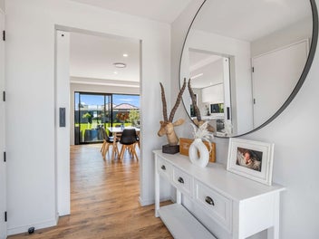 Stylish & Sophisticated Living!