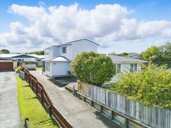 Big & Spacious in Kelvin Grove!