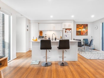 Modern 2-Bedroom Gem