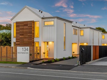 4 Exclusive Architectural Townhouses
