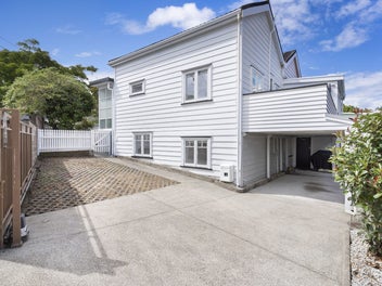 HUGE CHARACTER HOME IN THE BEST LOCATION!!