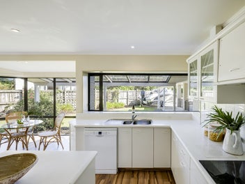 Expansive Living In A Tranquil Cul-de-Sac